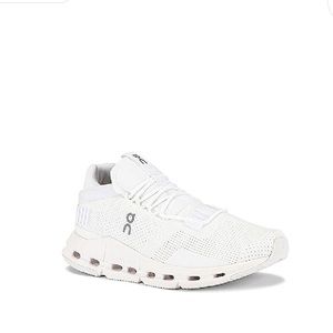 On Cloudnova White Women’s 10 or Men’s 8.5